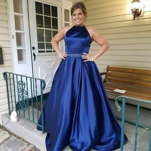 Sherri Hill prom dress